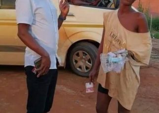 Man falls in love with a street girl,Total transformation