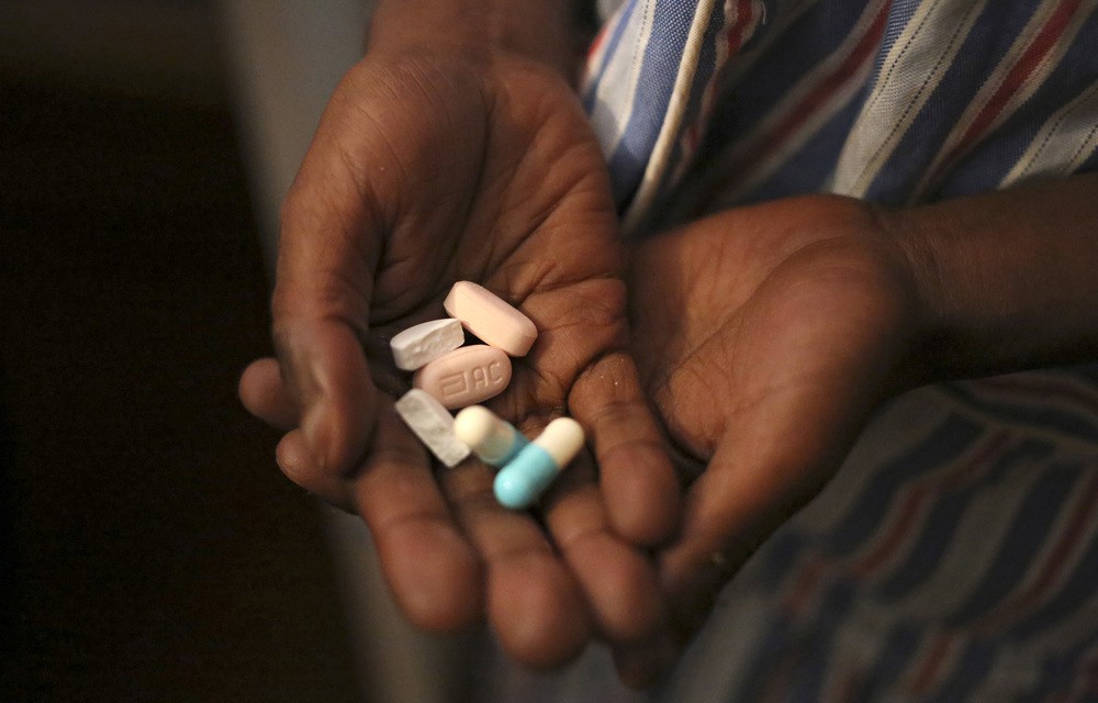 Kisumu HIV/AIDS Patients Protest Over the ARV Drugs, They are Being Given on weekly basis