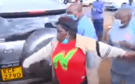 Drama as woman confronts Governor ANNE WAIGURU and her bodyguards –vitu vichanjanga (VIDEO)