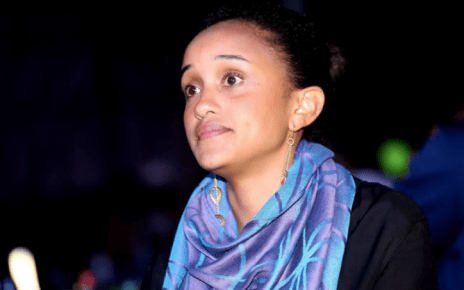 Team Mafisi SAD:UHURU KENYATTA’s daughter, NGINA,to wed son of a wealthy manager – Money attracts money.