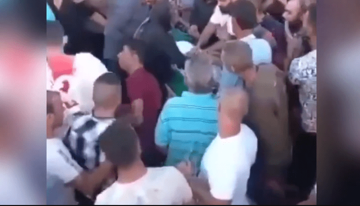 Mourners shocked as ‘corpse’ comes back to life moments before burial (VIDEO).