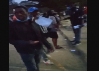 Kenyatta University students protest over hard exams – Ni ukweli KU hakunanga masomo! (VIDEO).