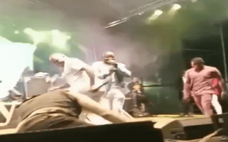 Moment ERIC OMONDI fell on stage while at the Luo Festival -Embarrassing (VIDEO).