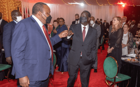 UHURU and RAILA finally meet all OKA principals in State House at night and RUTO is scared