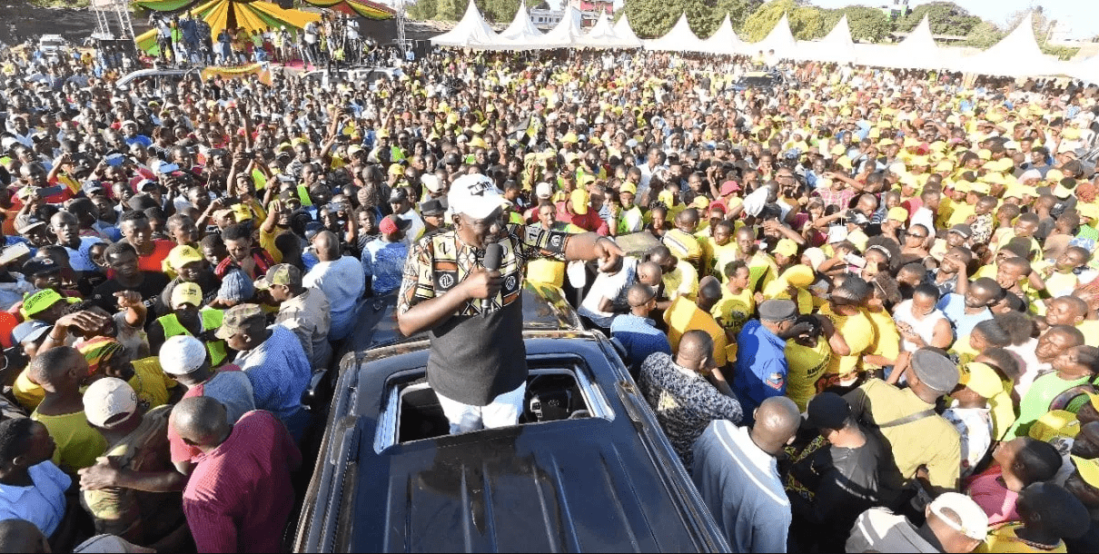 RUTO incites Kenyans against UHURU ,he questions why he is wasting taxpayers’ billions to campaign for RAILA instead of feeding hungry Kenyans.